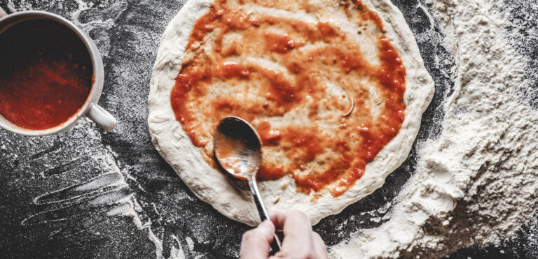 Pizzateig: so gelingt er auch zuhause – Pasta!